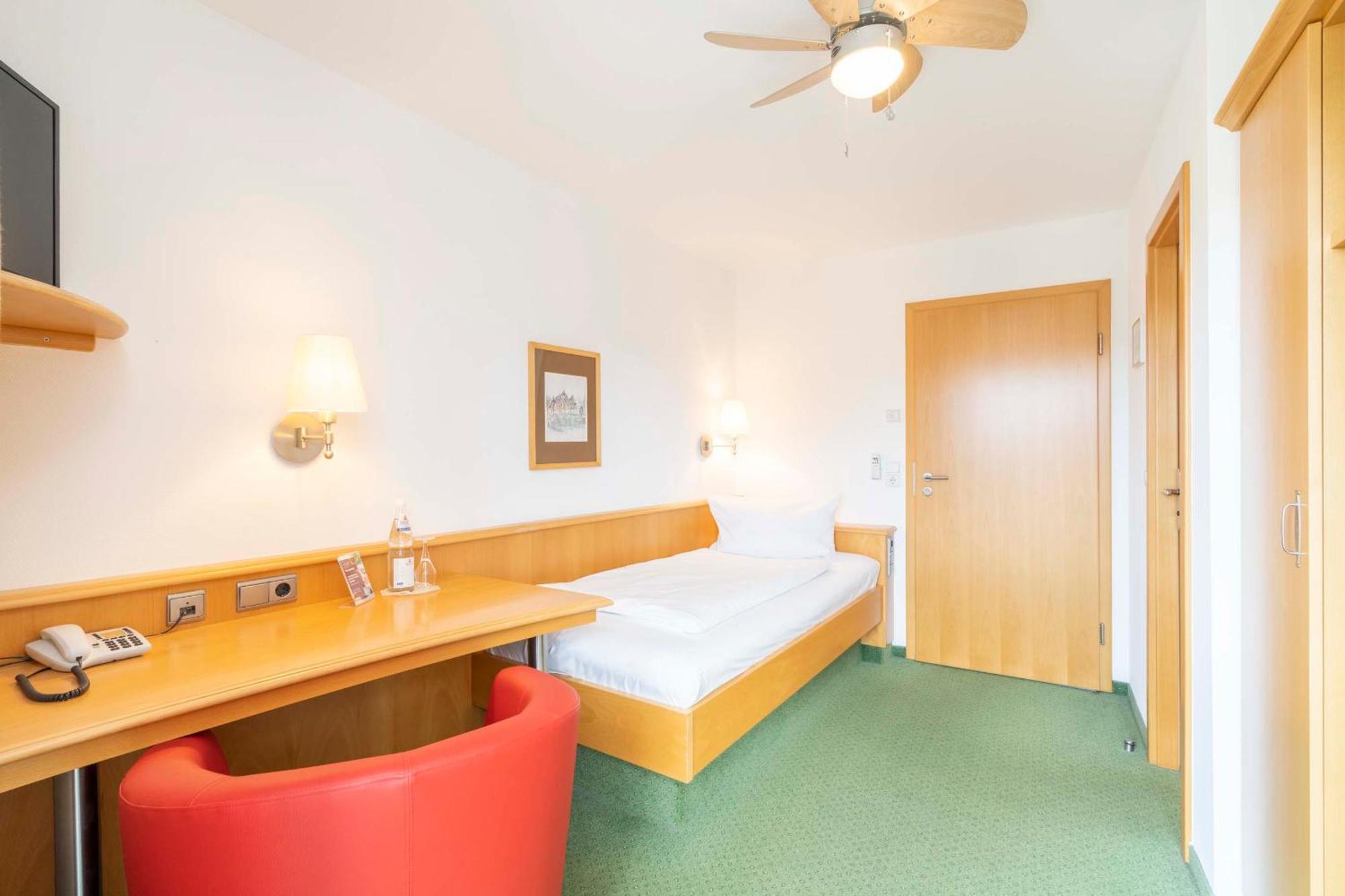 Hotel Brauerei Gasthof Hoehn Memmelsdorf Room photo
